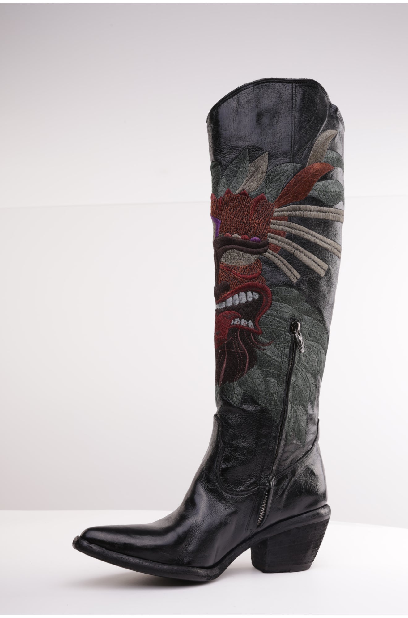 MAORI Tall Boot (Black)