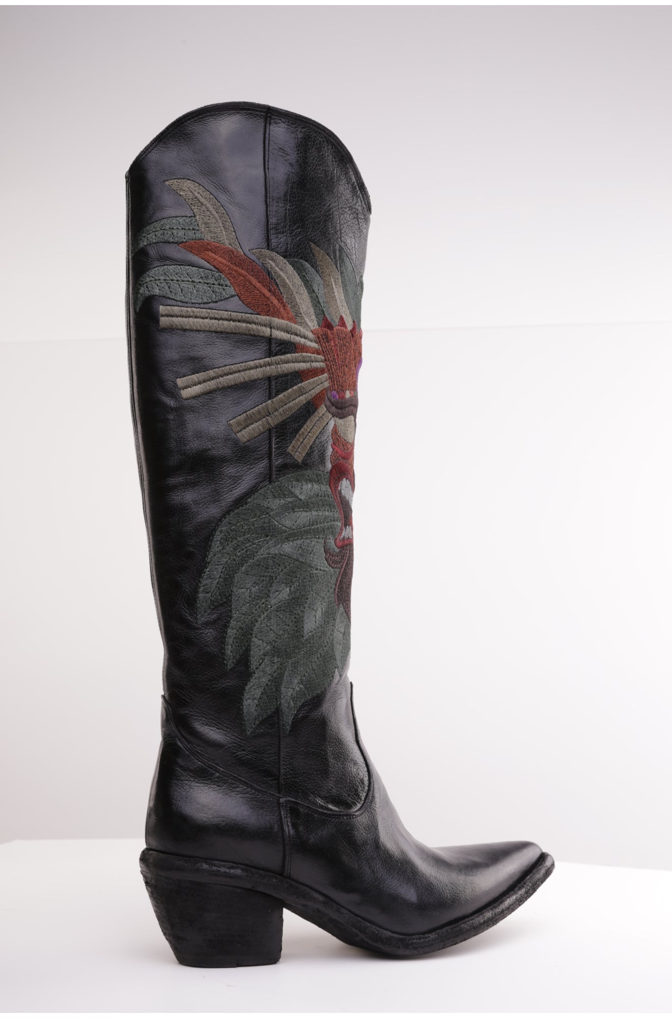 MAORI Tall Boot (Black)