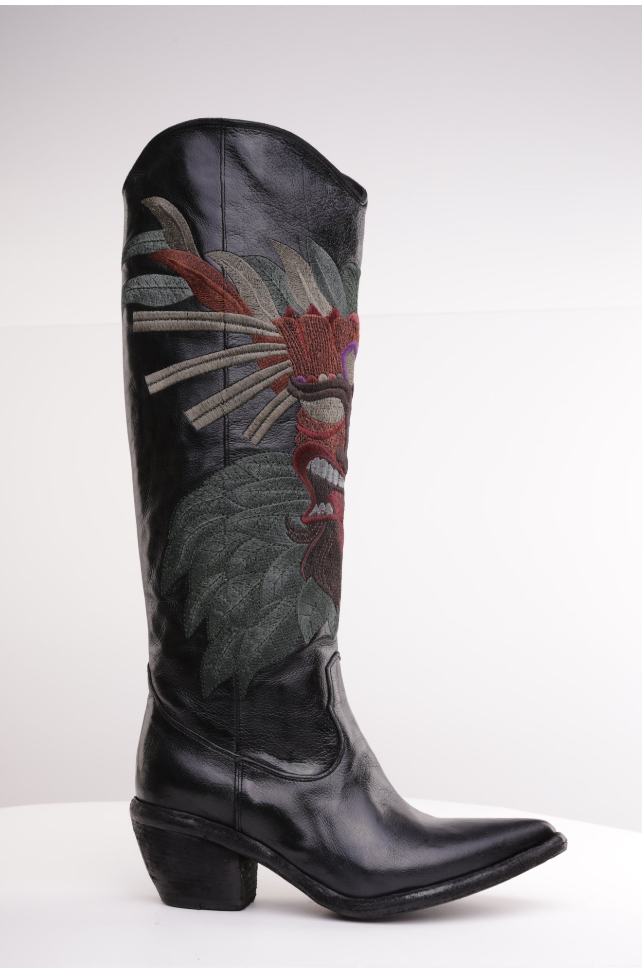 MAORI Tall Boot (Black)