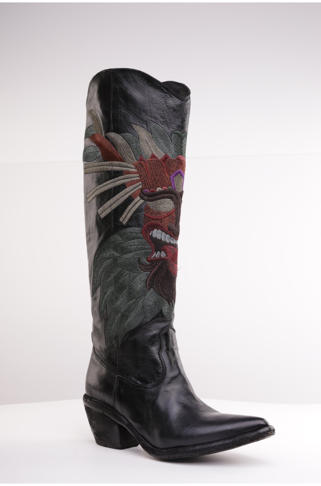 MAORI Tall Boot (Black)