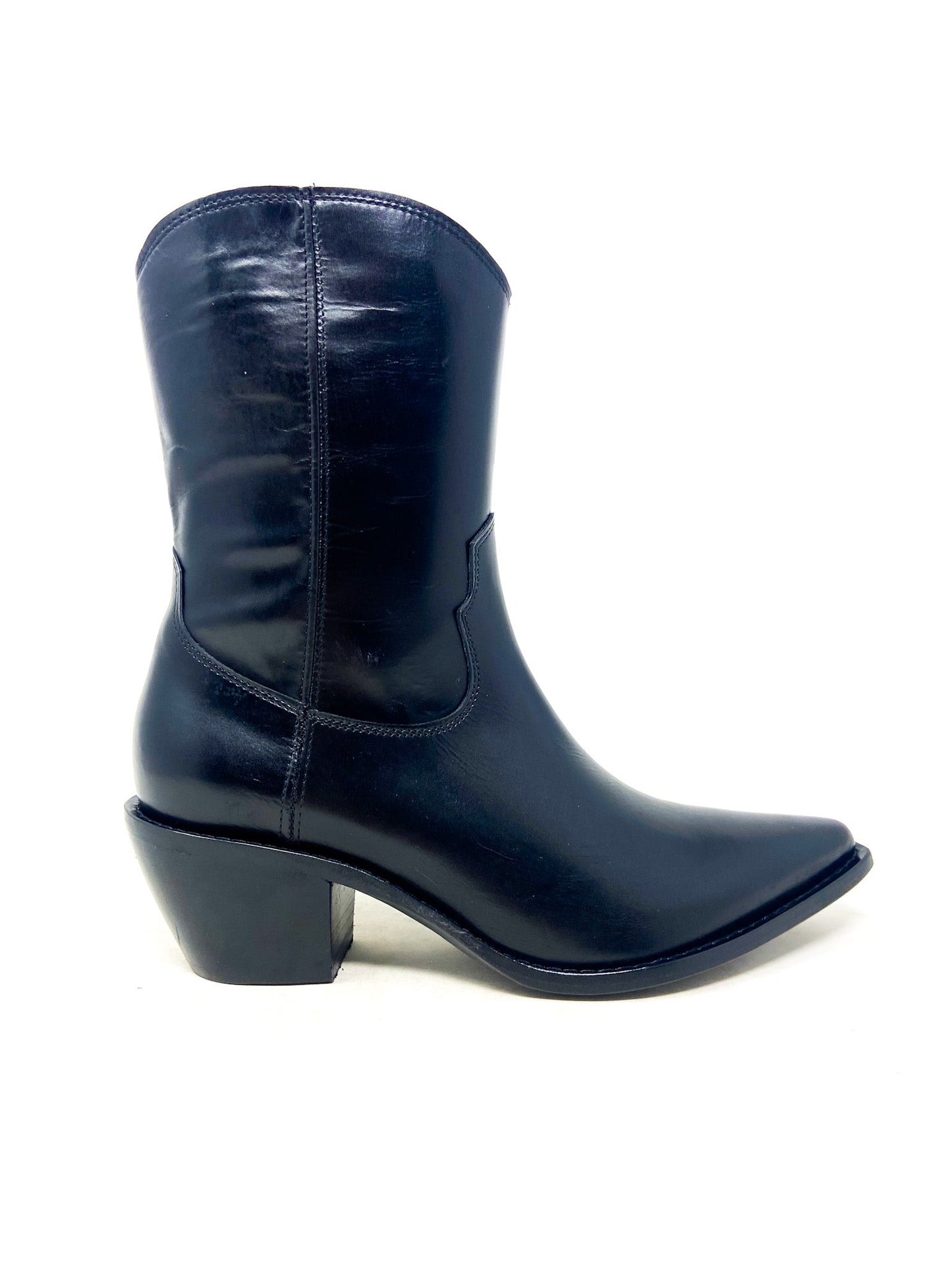 PISA Point Ankle Boot (Black)