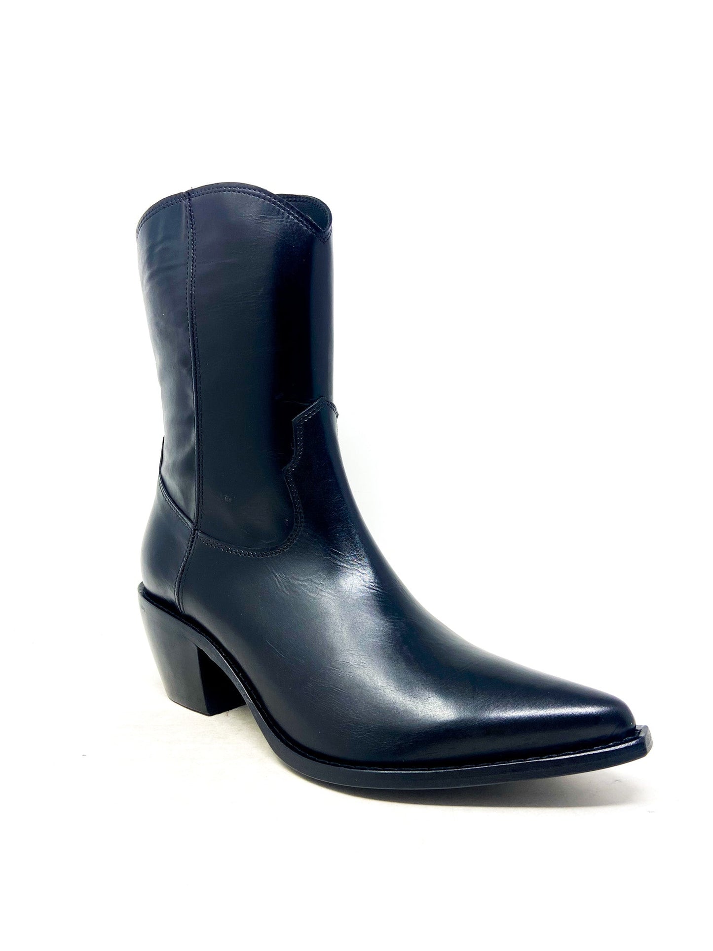 PISA Point Ankle Boot (Black)