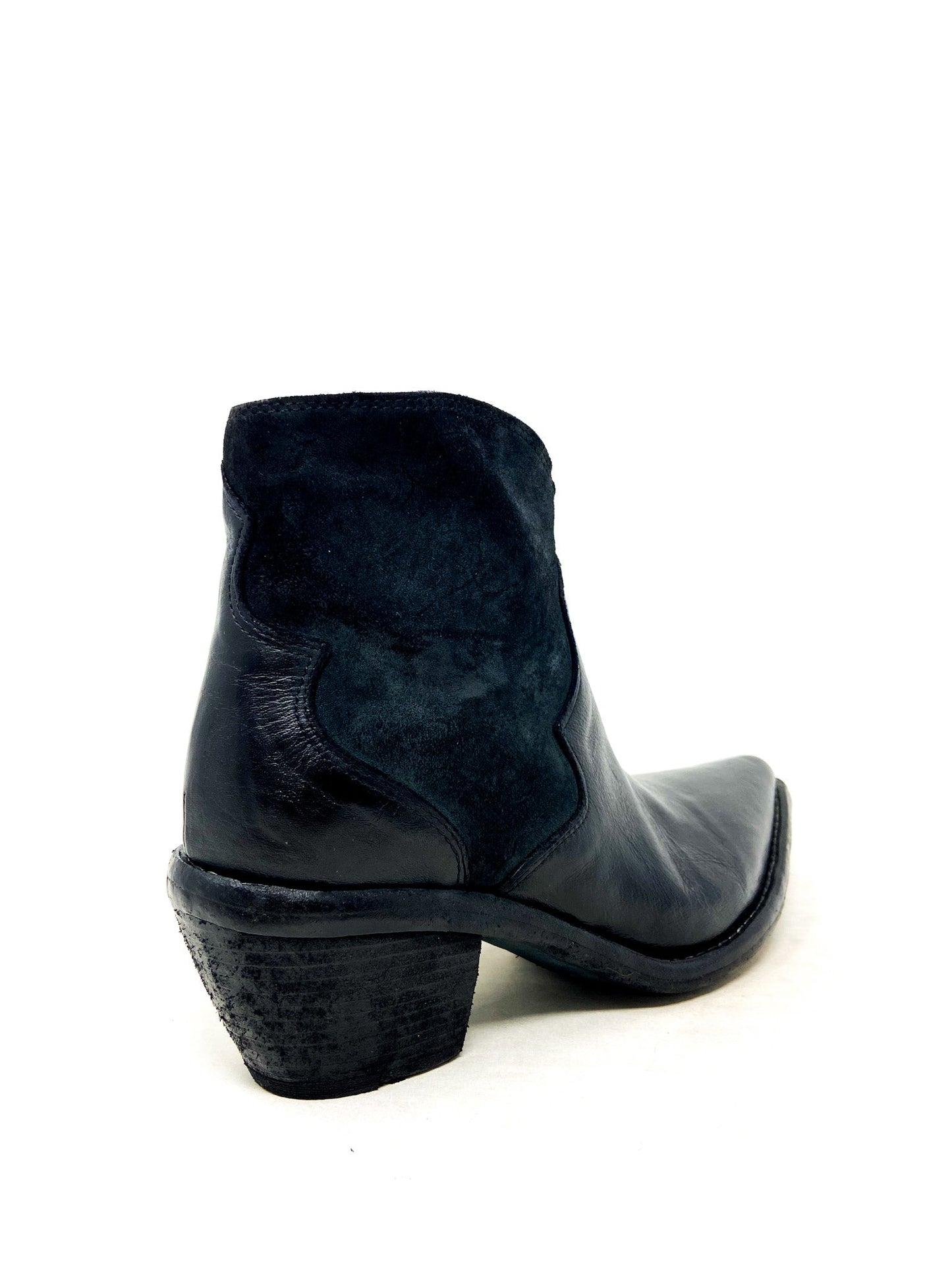 LAINEY Ankle Boot (Black)