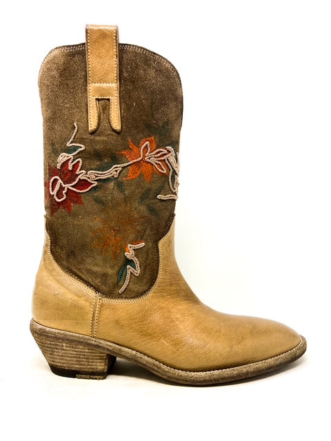 SHELLY Tall Boot (Saddle)