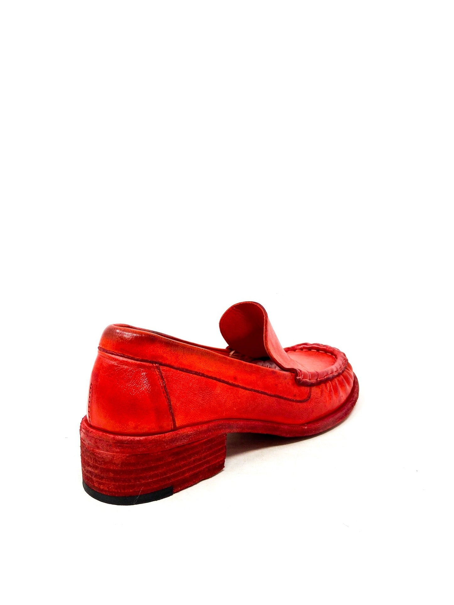ARA Moccasin (Red)