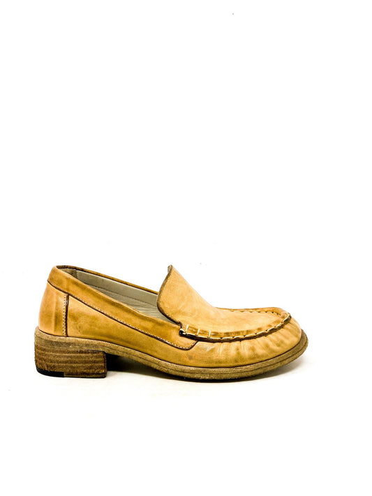 ARA Moccasin (Saddle)