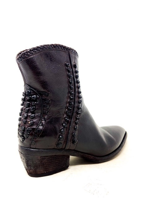 DEBBIE LOW Ankle Boot (Ebony)