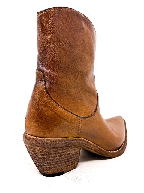 SIENA Point Ankle Boot (Old Cork)